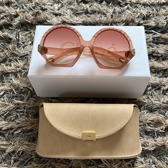 🕶️Chloe Sunglasses 🕶️ - Picture 3 of 4